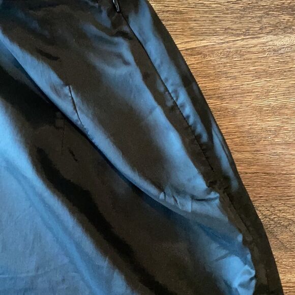 AKRIS PUNTO BLACK SLIP short SKIRT 6 EUC - Picture 6 of 8